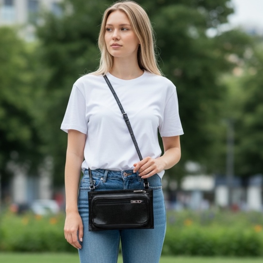 HOBO INTERNATIONAL Black Pebble Leather Crossbody Bag Purse Everyday Organizer
